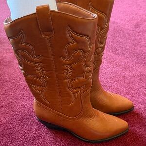 Women's Tan Western Boots